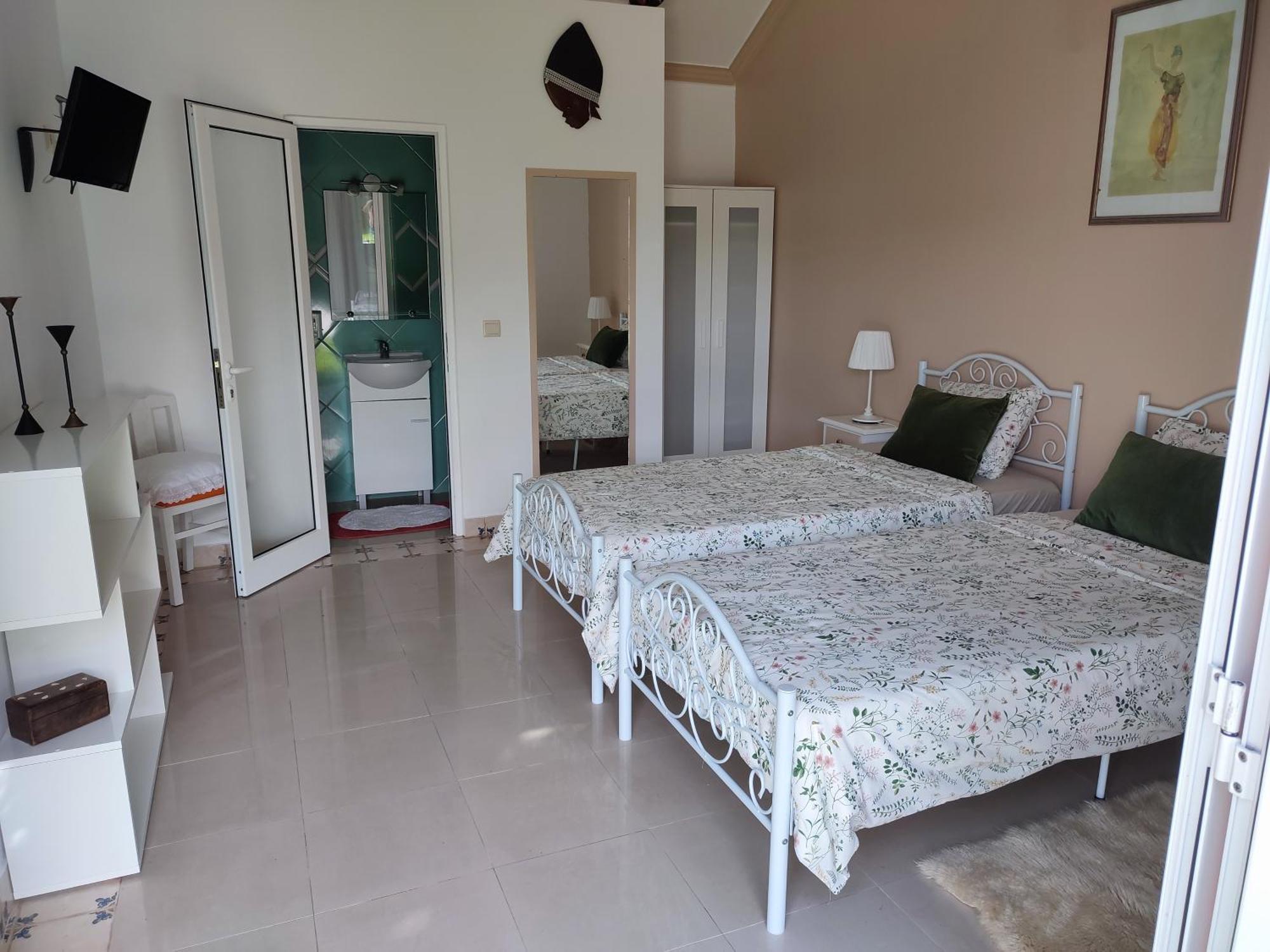 Quinta Camargue Bed & Breakfast Cela Velha Bagian luar foto