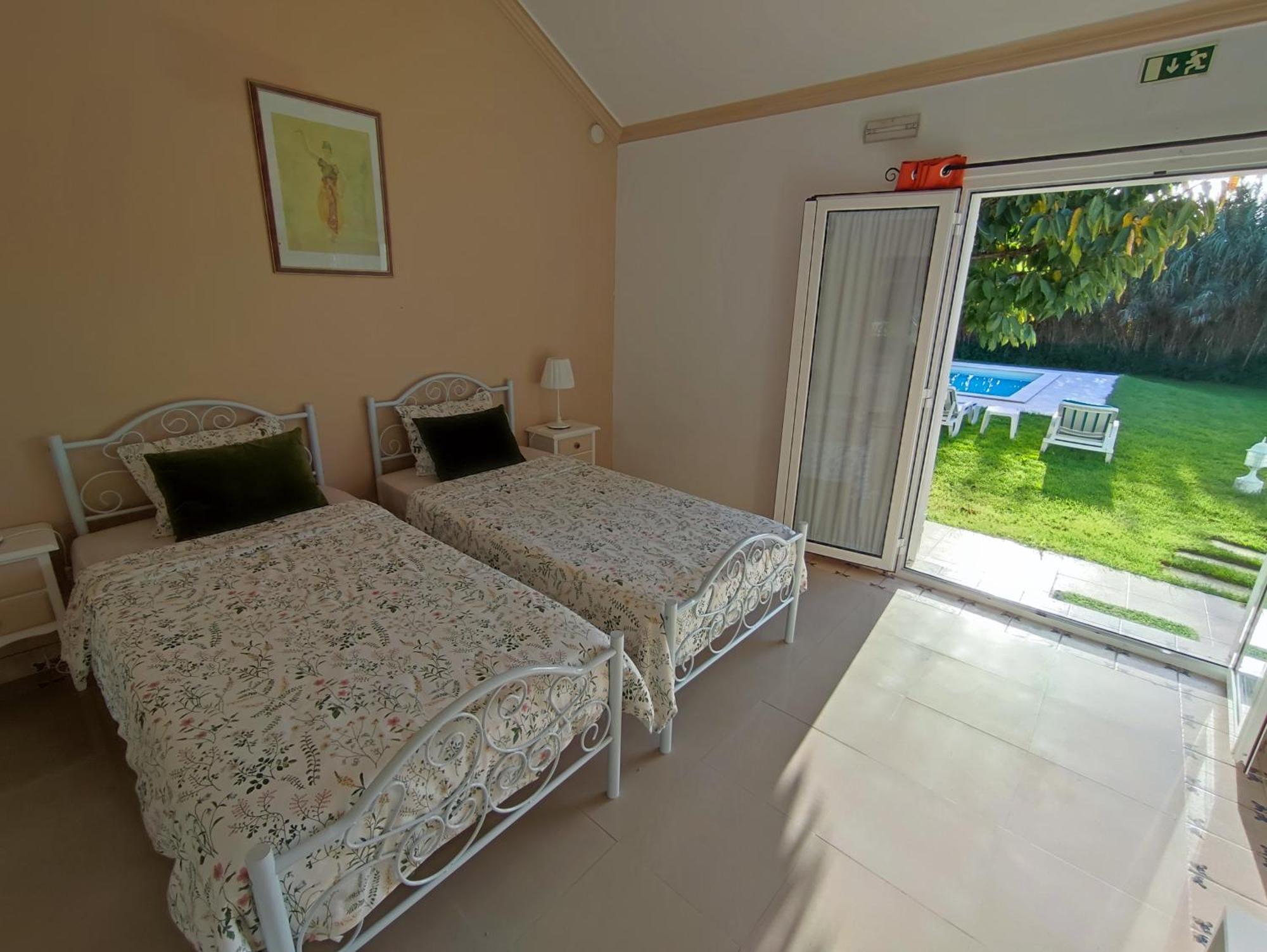 Quinta Camargue Bed & Breakfast Cela Velha Bagian luar foto